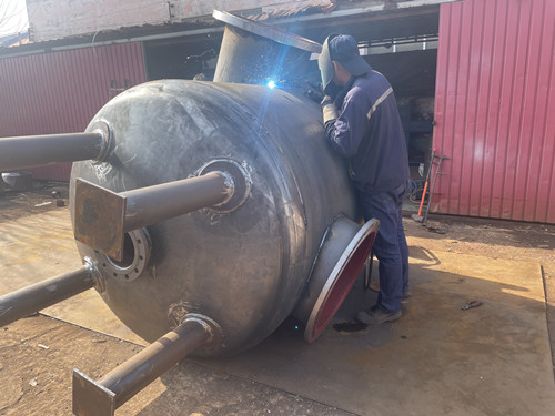 旋流除污器毛坯